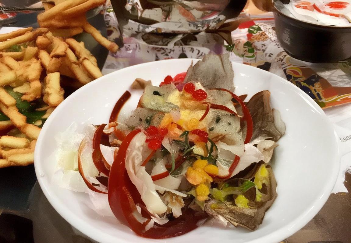 戈伯特VS周琦：巅峰对决，内线霸主争霸篮球史